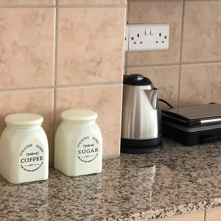 Daire Must - Center *